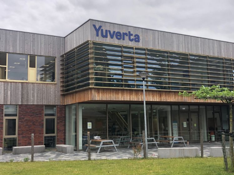 Vmbo-vestiging van Yuverta in Naarden Vmbo-vestiging van Yuverta in Naarden