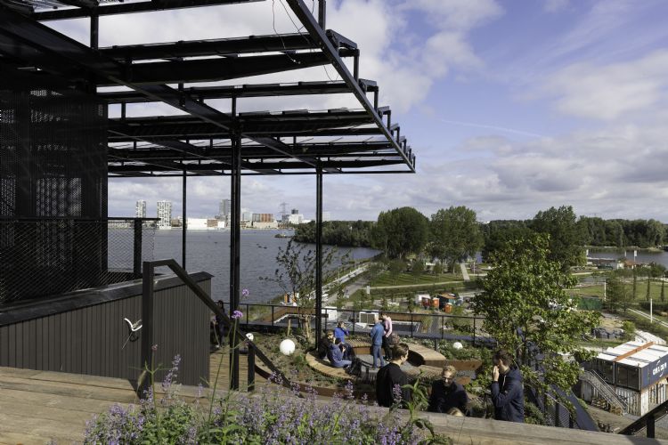 Zowel een aangenaam verblijfsgebied als een inspirerend leer- en experimenteergebied (foto: Koninklijke Ginkel Groep, Rob Bakker) Zowel een aangenaam verblijfsgebied als een inspirerend leer- en experimenteergebied (foto: Koninklijke Ginkel Groep, Rob Bakker)