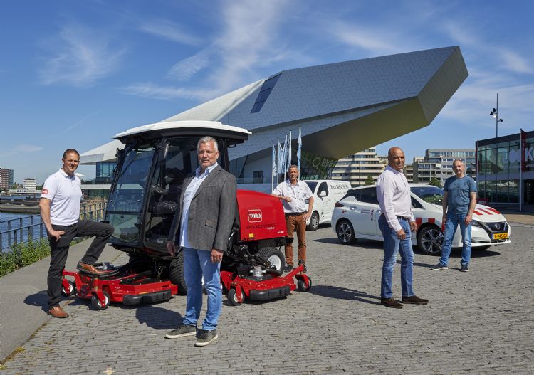 Royal Reesink-bedrijf Meij de Bie levert onder meer Toro-materieel. Royal Reesink-bedrijf Meij de Bie levert onder meer Toro-materieel.