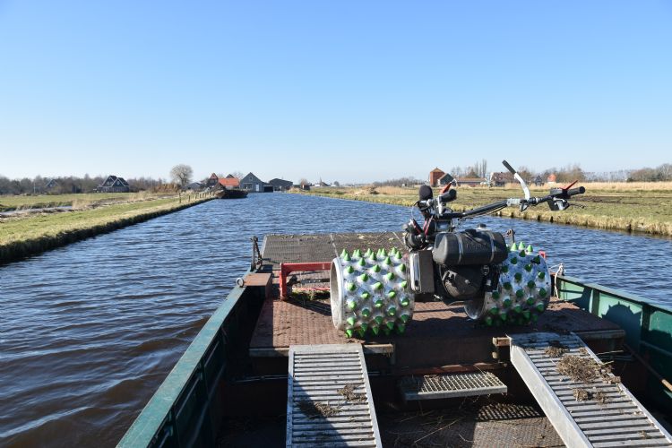 Met de RM22 Reform Motech onderweg naar de maaiklus Met de RM22 Reform Motech onderweg naar de maaiklus