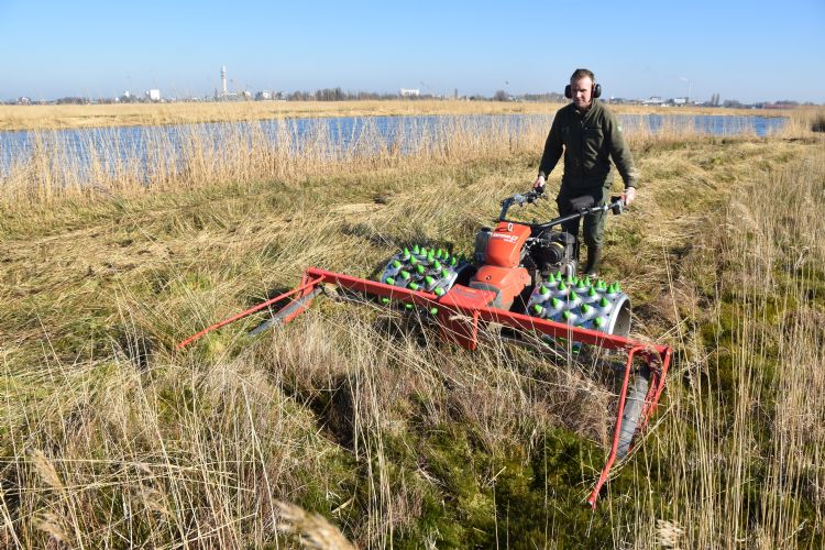 Bert-Jan van Staaveren aan de slag met de RM22 uit de Reform Motech-serie Bert-Jan van Staaveren aan de slag met de RM22 uit de Reform Motech-serie