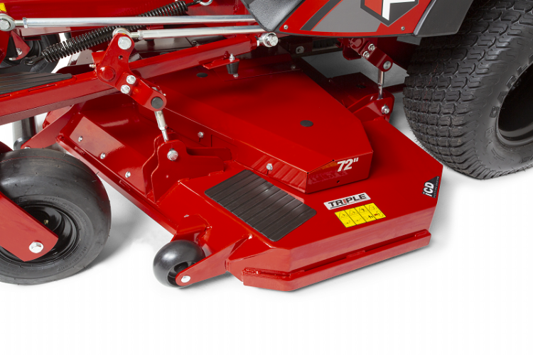 Het contourvolgende maaidek kan tegen een stootje. Het contourvolgende maaidek kan tegen een stootje.