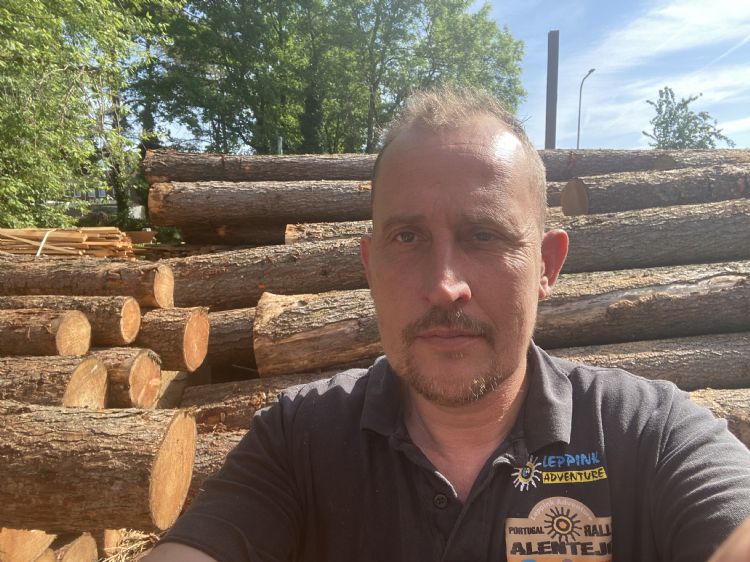 Bart van der Spoel: 'Ik zou deze machine niet willen missen. Mijn medewerkers trouwens ook niet.' Bart van der Spoel: 'Ik zou deze machine niet willen missen. Mijn medewerkers trouwens ook niet.'