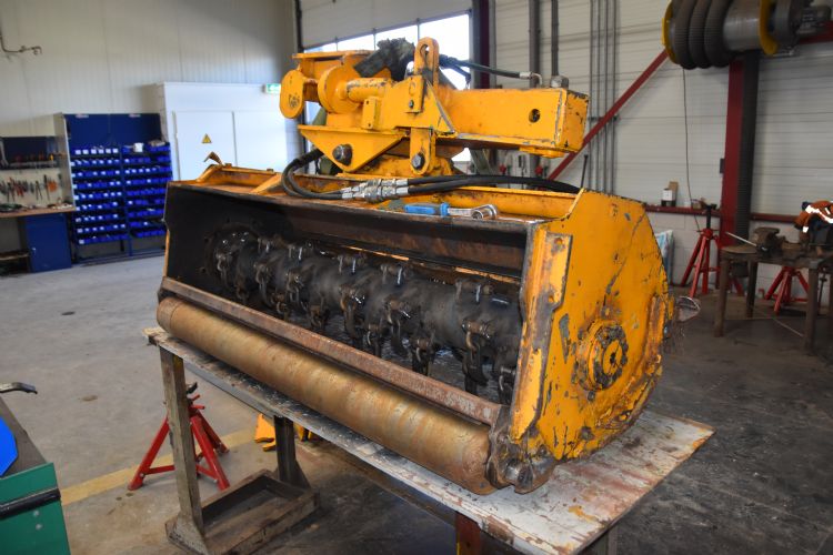 Onderhoud aan het materieel gebeurt veelal bij Tolenaars zelf. Onderhoud aan het materieel gebeurt veelal bij Tolenaars zelf.