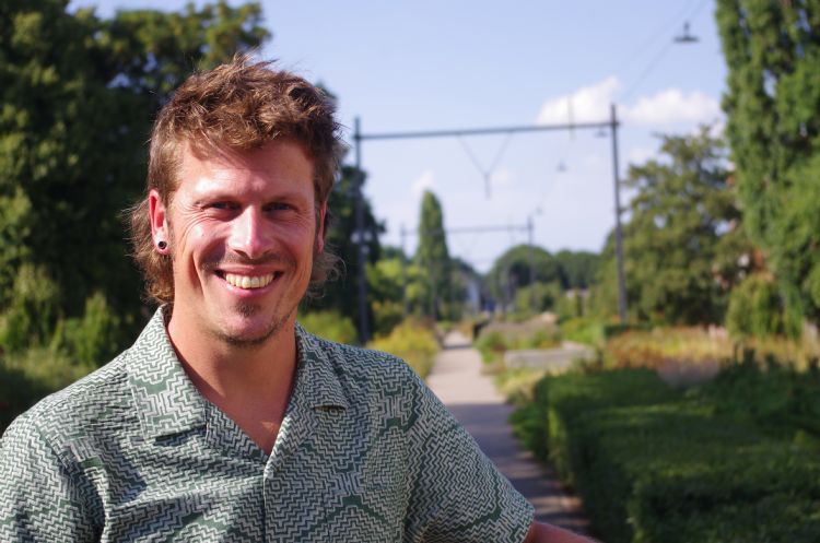 Bas Heessels: 'Niet doorslaan in design, maar plaatsen maken waar mensen zich thuis voelen' Bas Heessels: 'Niet doorslaan in design, maar plaatsen maken waar mensen zich thuis voelen'