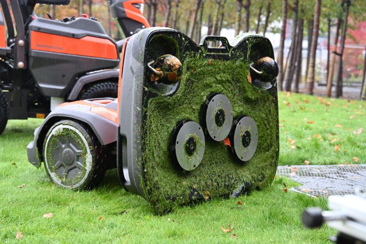 Maaidek voor een maaihoogte vanaf 10 mm Maaidek voor een maaihoogte vanaf 10 mm