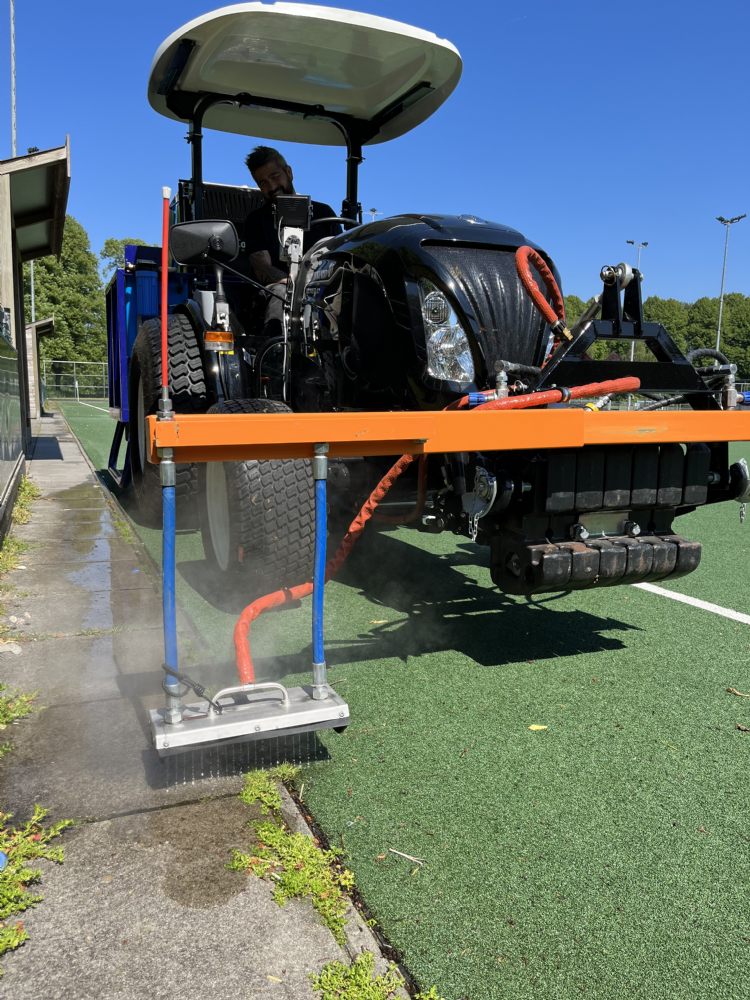 Heetwateronkruidbestrijding 3 Heetwateronkruidbestrijding 3