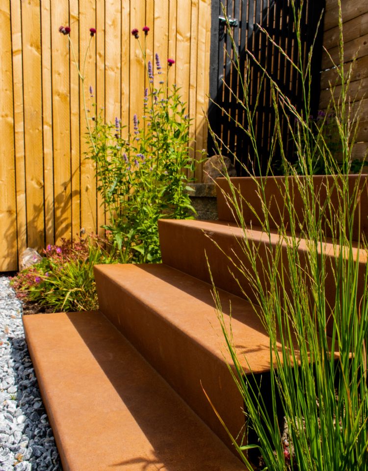 Cortenstalen trap van Landscape Brothers - Engeland Cortenstalen trap van Landscape Brothers - Engeland