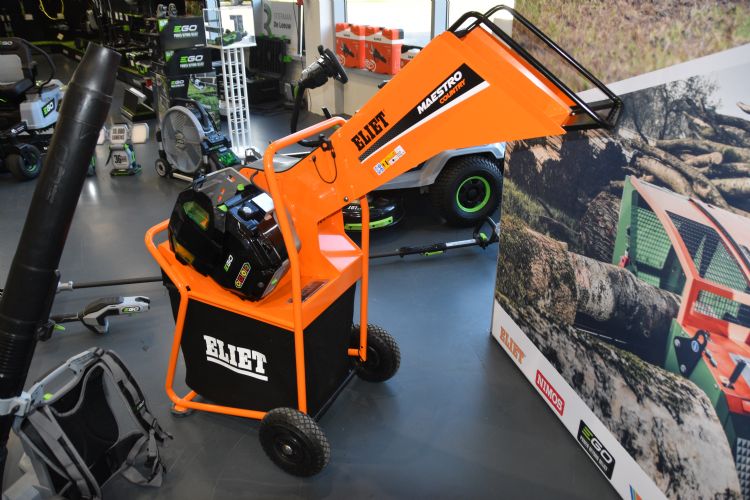 De stille Eliet Maestro Country E-Power met EGO-accu's en een EGO-motor De stille Eliet Maestro Country E-Power met EGO-accu's en een EGO-motor