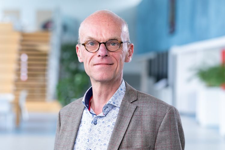 Pieter Dekker Pieter Dekker