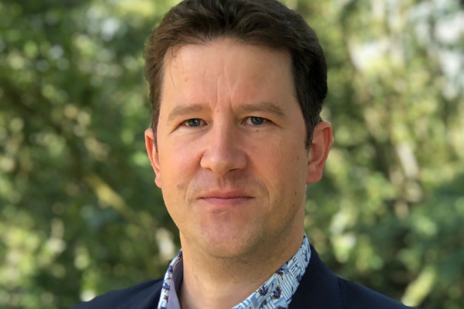 Leo van Dalen van Koninklijke Ginkel Groep over het verticale bos Wonderwoods, waarvoor Van den Berk de bomen selecteerde Leo van Dalen van Koninklijke Ginkel Groep over het verticale bos Wonderwoods, waarvoor Van den Berk de bomen selecteerde