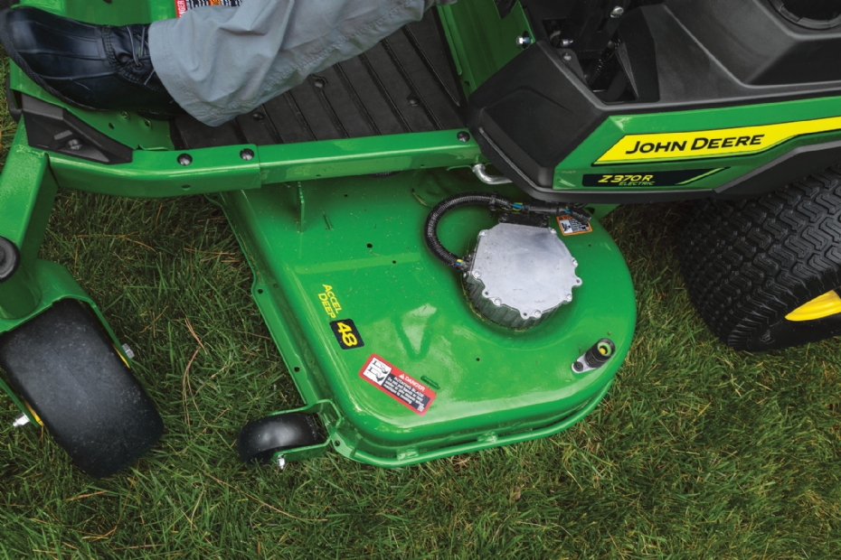 De hendel voor mulchen op het maaidek De hendel voor mulchen op het maaidek