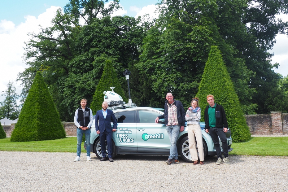 De auto start in Nederland met een bezoek aan de studiedag van Nationale Bomenbank en Terra Nostra.