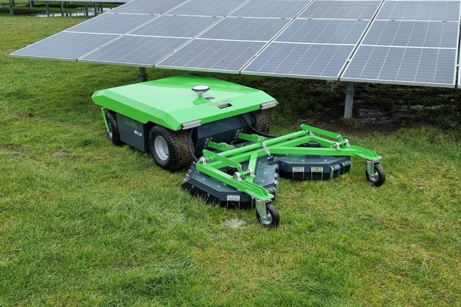 Het cirkeldek van de Vector WD2.0 telt drie maaimessen. Het cirkeldek van de Vector WD2.0 telt drie maaimessen.