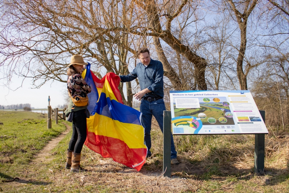 De officiële onthulling van de informatieborden De officiële onthulling van de informatieborden