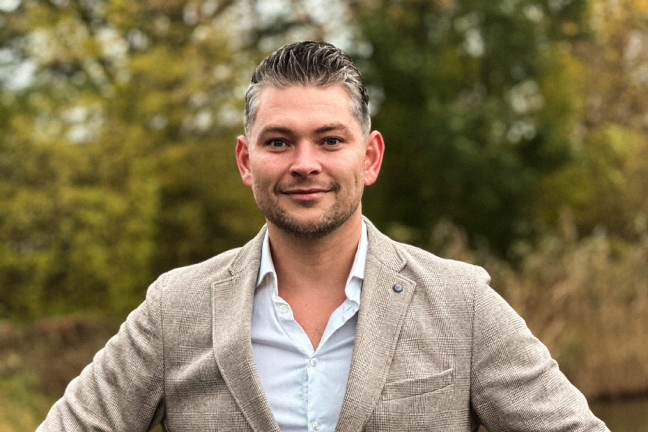 Rick van Laar: 'Door vanaf de nulmeting te kijken naar wat een perceel nodig heeft in plaats van wat het bestek vraagt, krijg je heel andere keuzes en resultaten' Rick van Laar: 'Door vanaf de nulmeting te kijken naar wat een perceel nodig heeft in plaats van wat het bestek vraagt, krijg je heel andere keuzes en resultaten'