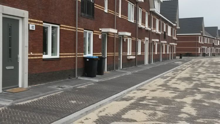 Afkoppelen regenpijp bij nieuwbouw in Zuidbroek