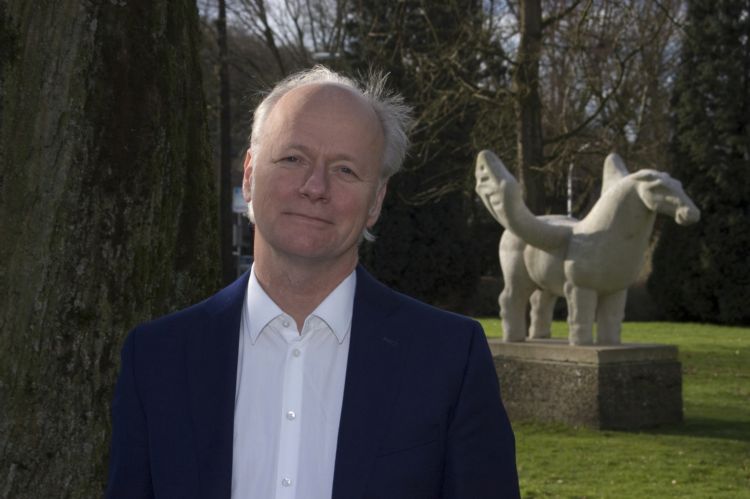 Maarten Loeffen: 'Is het zo erg dat i-Tree vooral een tool van bedrijven blijft? Grote steden hebben misschien de capaciteit voor een eigen i-Tree-specialist. Kleinere (regie)gemeenten doen er wellicht verstandig aan om gebruik te maken van de kennis en k Maarten Loeffen: 'Is het zo erg dat i-Tree vooral een tool van bedrijven blijft? Grote steden hebben misschien de capaciteit voor een eigen i-Tree-specialist. Kleinere (regie)gemeenten doen er wellicht verstandig aan om gebruik te maken van de kennis en k