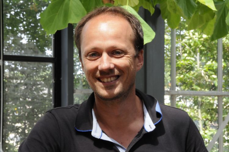 Victor Dijkshoorn: 'Het lijkt nu een theoretisch rekenmodel, waarmee men keuzes wil gaan verantwoorden. Maar de meeste mensen beleven en denken in termen van mooi of lelijk, fijn of niet fijn.' Victor Dijkshoorn: 'Het lijkt nu een theoretisch rekenmodel, waarmee men keuzes wil gaan verantwoorden. Maar de meeste mensen beleven en denken in termen van mooi of lelijk, fijn of niet fijn.'