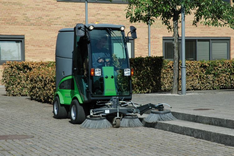 Egholm City Ranger 2260 met een draaicirkel van 600mm Egholm City Ranger 2260 met een draaicirkel van 600mm