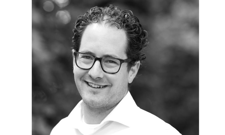 Ralph van der Hulst Ralph van der Hulst