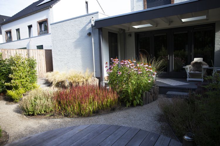 Openbare ruimte met Padvast (foto: Braat) Openbare ruimte met Padvast (foto: Braat)