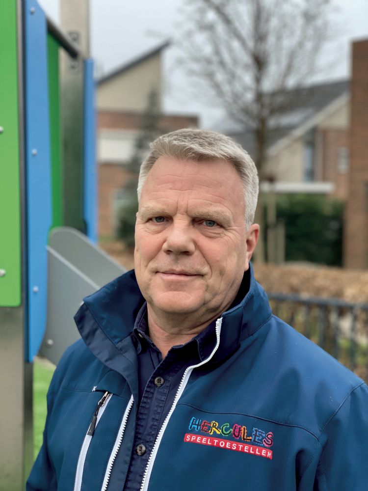 John Bakker, eigenaar van Hercules Speeltoestellen John Bakker, eigenaar van Hercules Speeltoestellen