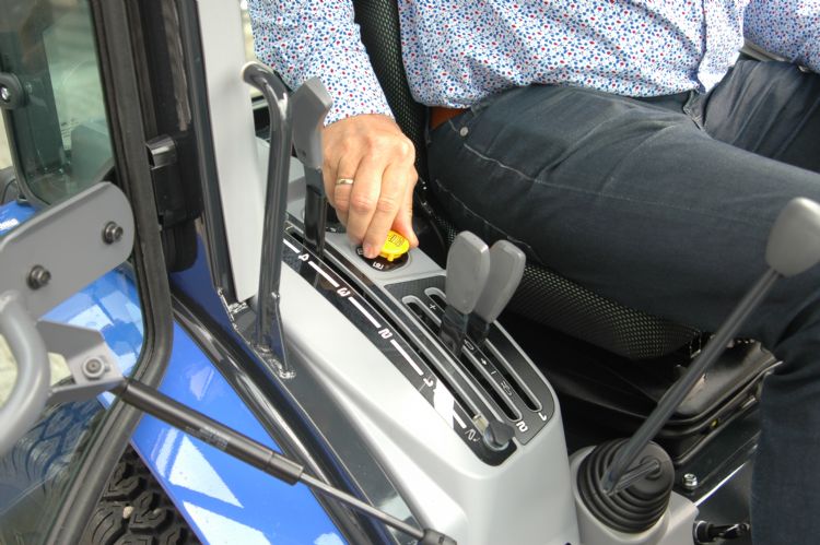 De keuzeknop voor de afstakas-instellingen De keuzeknop voor de afstakas-instellingen