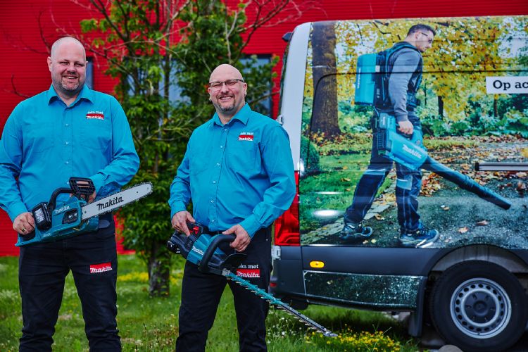 Makita's 'groenadviseurs' Jody de Lange en Ruud Steenbakkers Makita's 'groenadviseurs' Jody de Lange en Ruud Steenbakkers