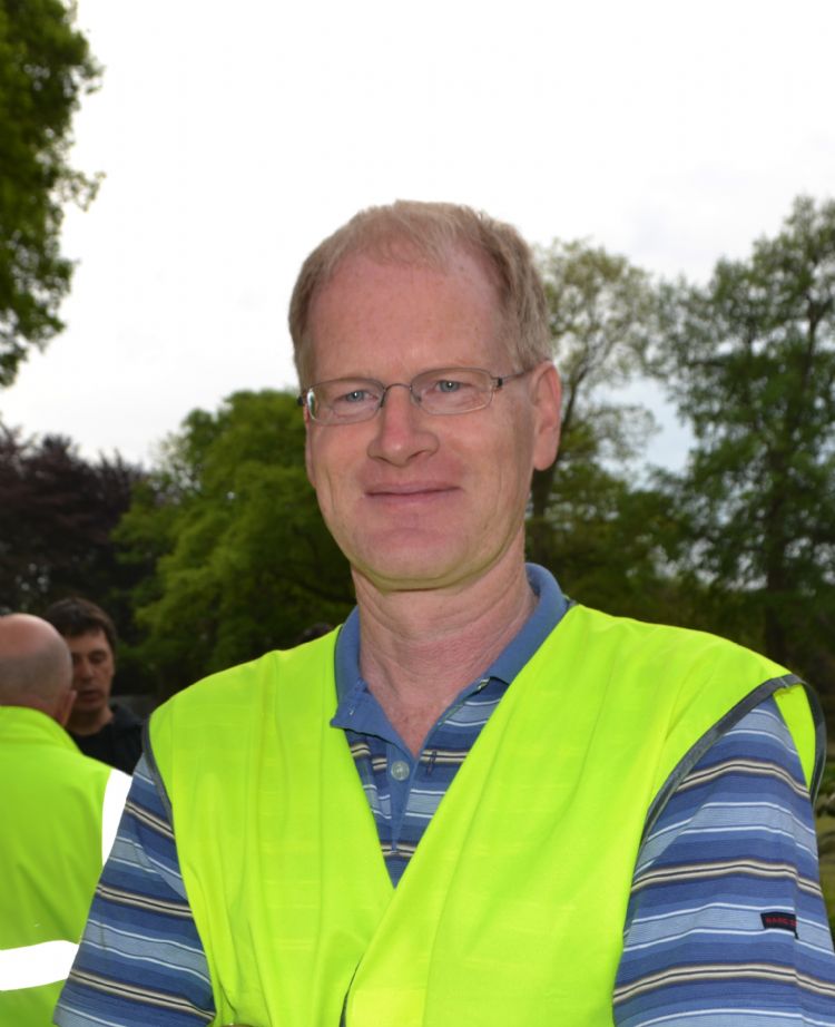 Joop van den Broek merkt op dat er in de praktijk eigenlijk geen boetes worden opgelegd. Joop van den Broek merkt op dat er in de praktijk eigenlijk geen boetes worden opgelegd.