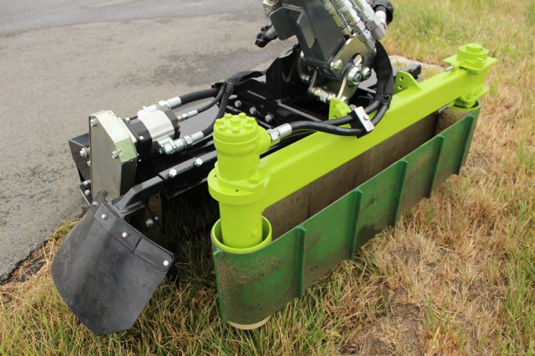 De transportband die Wim van Breda speciaal voor Netjes Kampen aan de Scorpion monteerde. De transportband die Wim van Breda speciaal voor Netjes Kampen aan de Scorpion monteerde.