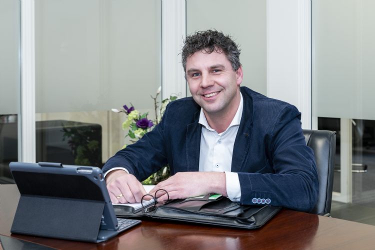 Martin Stufken Martin Stufken