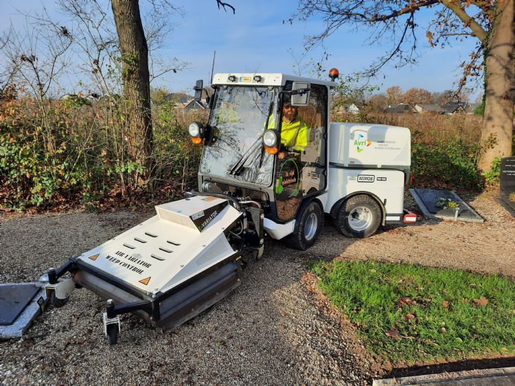 Als overheidsorganisatie wil AVRI het goede voorbeeld geven door elektrische voertuigen te gebruiken. Als overheidsorganisatie wil AVRI het goede voorbeeld geven door elektrische voertuigen te gebruiken.
