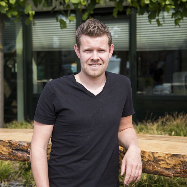 Projectleider Thijs Rietveld: 'Van der Spek onderhoudt nu circa 80.000 vierkante meter GreentoColour-perken.' Projectleider Thijs Rietveld: 'Van der Spek onderhoudt nu circa 80.000 vierkante meter GreentoColour-perken.'