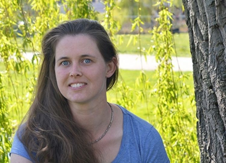 Simone Arends, boomtechnisch en klimaatadaptief adviseur bij Snoek Puur Groen Simone Arends, boomtechnisch en klimaatadaptief adviseur bij Snoek Puur Groen