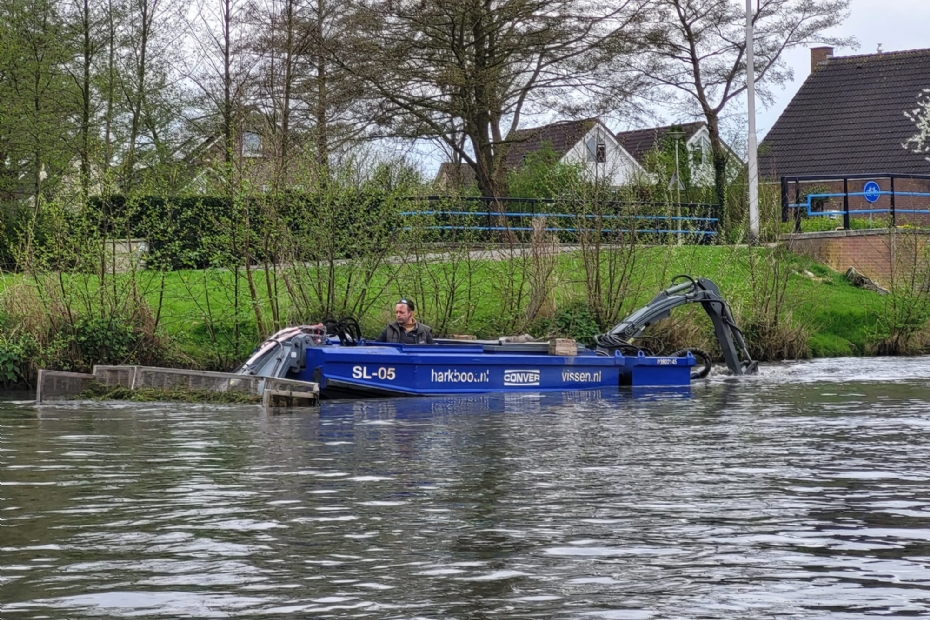 Harkboot in actie in Emmeloord