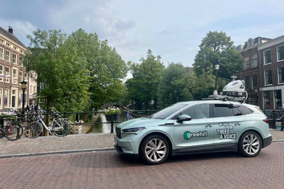 De scanauto van greehill is uitgerust met een geavanceerde camera en een lidar-laserscanner.