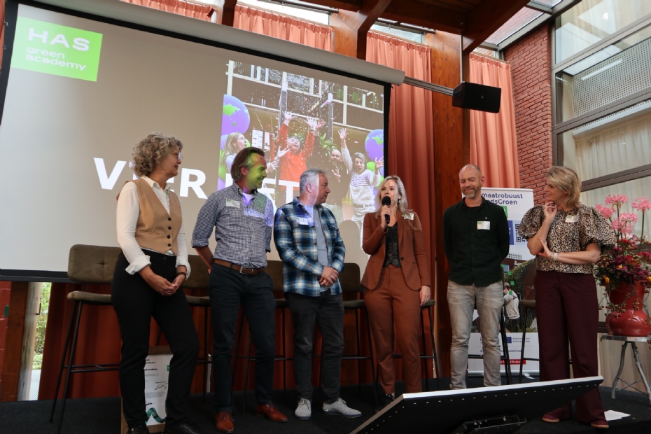 De officiële lancering van de AD Groene Leefomgeving vond plaats op 10 oktober 2024 tijdens de Grand Opening van het evenement 'De toekomst van de groene stad'.