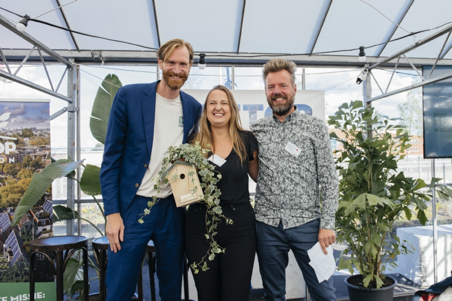 Winnaar 2024: WoCom en ROEF (Beeld via: Rooftop Revolution)