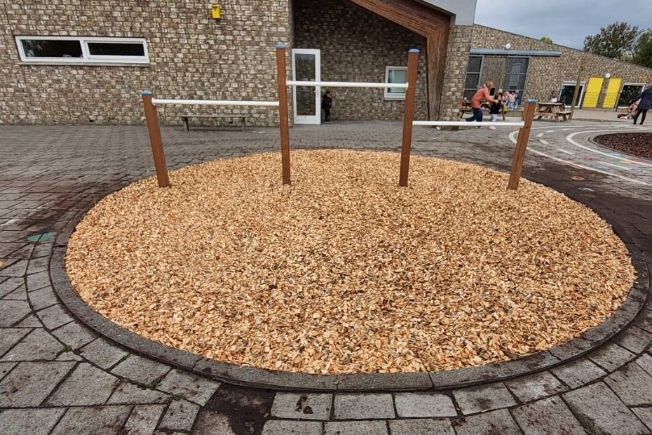 Een project van 10x bigbags (10m³) voorgedroogde naaldhoutchips in Maurik