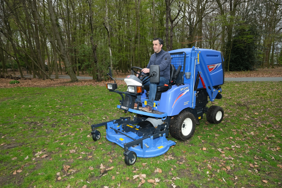 ISEKI SF225