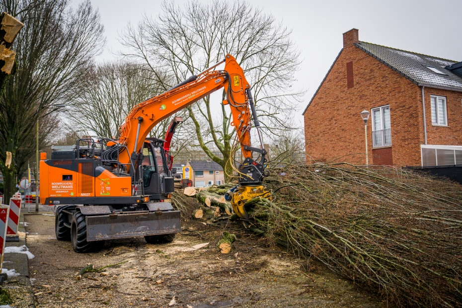 Stigas-038: De elektrische mobiele kraan draait makkelijk een volle productiedag zonder opladen
