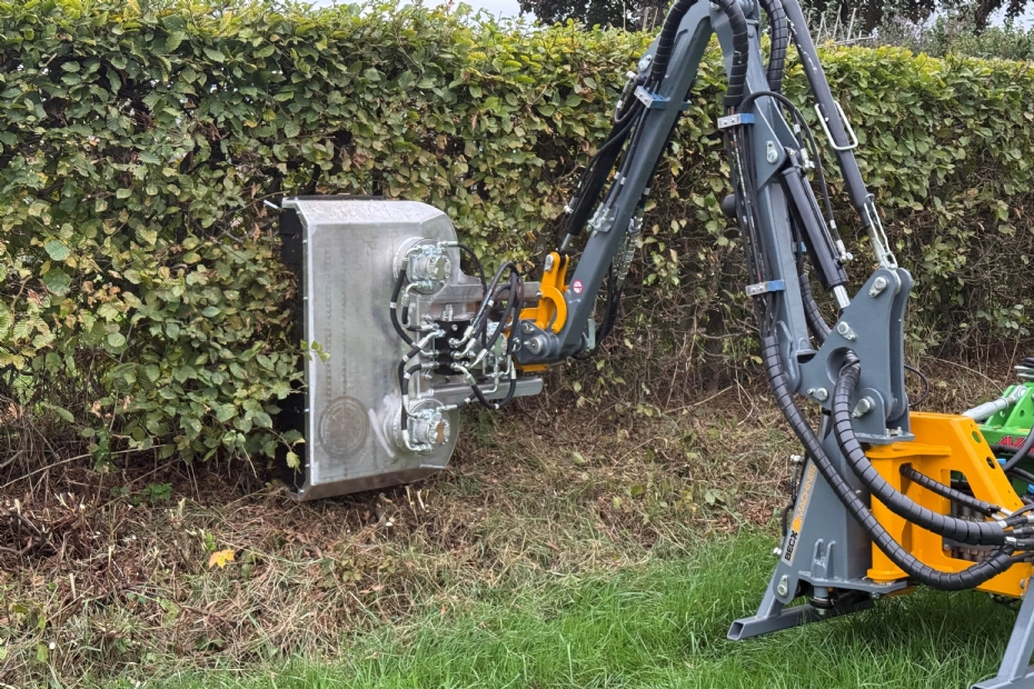 De HS100HR weegt niet meer dan 100 kg