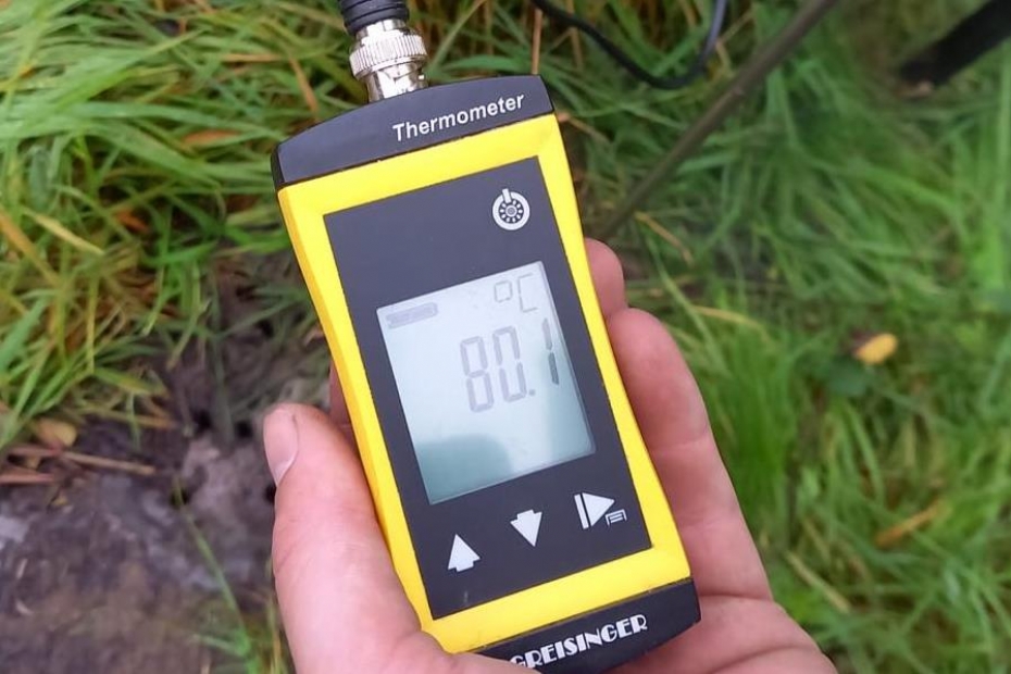 Tijdens thermische behandelingen wordt de bodemtemperatuur continu gemetenDeze graag naast elkaar plaatsen Tijdens thermische behandelingen wordt de bodemtemperatuur continu gemetenDeze graag naast elkaar plaatsen