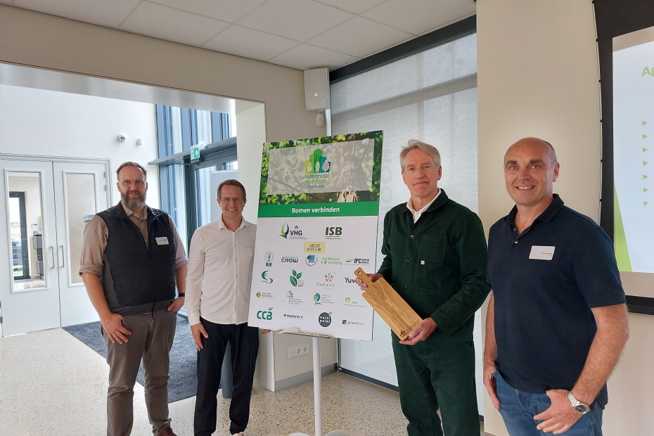 v.l.n.r.: Ron Schraven (Kernteam NPB), Roeland Lelieveld (Kernteam NPB), Ren� van der Velde (TU Delft Landscape Architecture), Djorn Noordman (Kernteam NPB)
